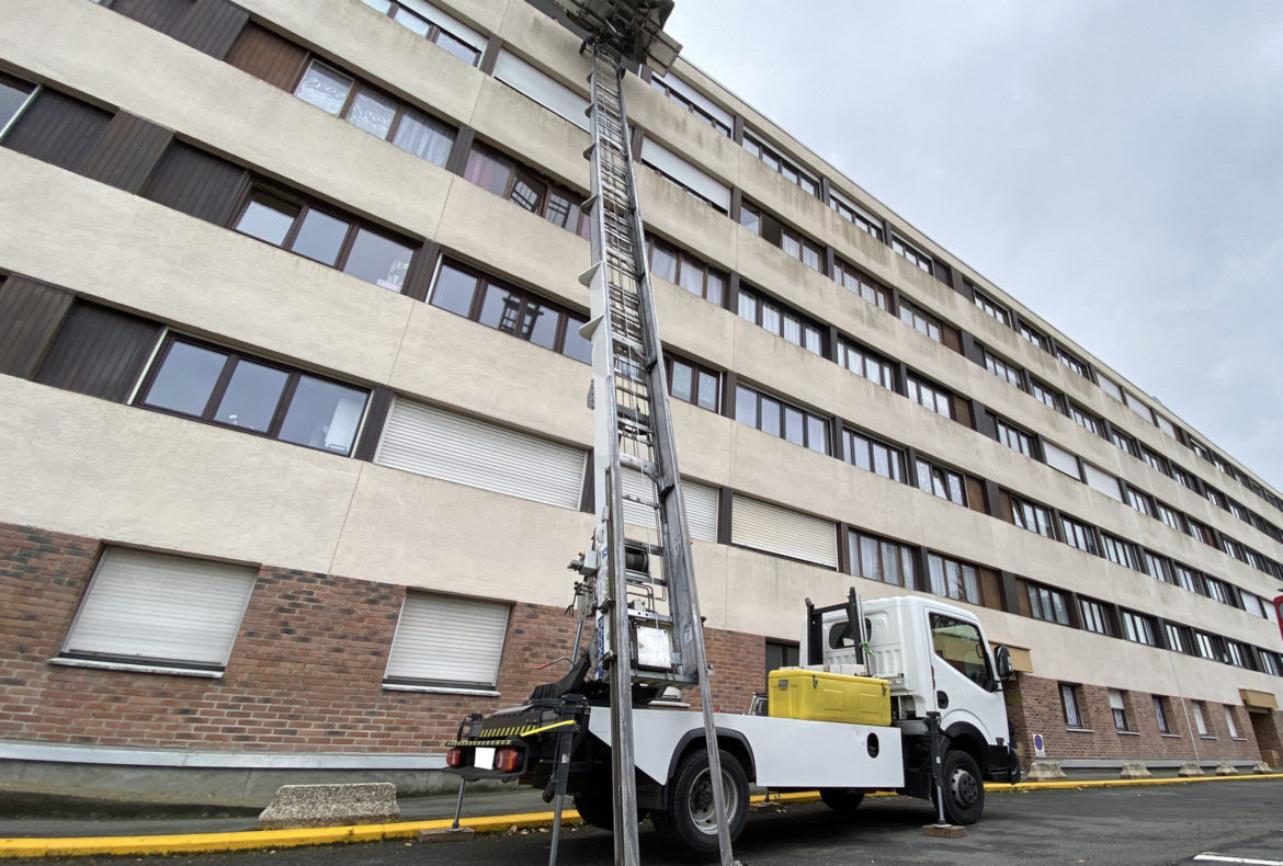 LOCATION DE MONTE MEUBLES, Lift A TOURNAI
