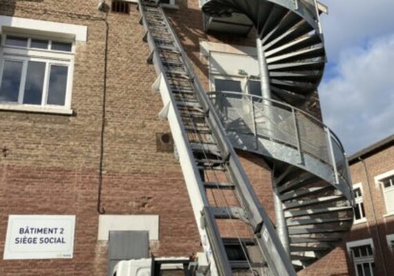 Louer monte meuble a Lille